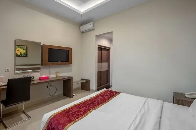 Deluxe Tek Büyük Yataklı Oda