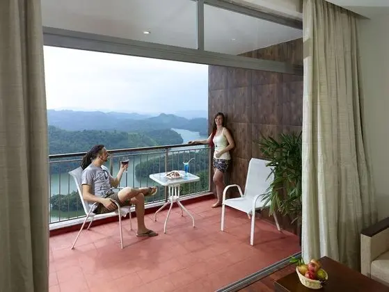 Premium Oda, Sigara İçilmez, Göl Manzaralı