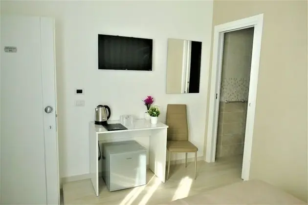 Basic Oda, 1 Büyük (Queen) Boy Yatak