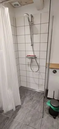 Basic Büyük Yataklı Tek Kişilik Oda