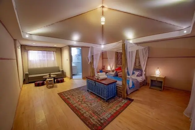 Deluxe Süit, 1 Yatak Odası, Özel Banyo, Dağ Yamacı