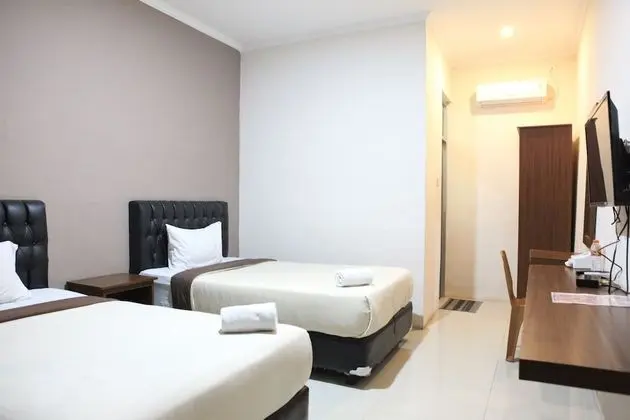 Deluxe Tek Büyük veya İki Ayrı Yataklı Oda, 2 Yatak Odası, Sigara İçilmez, Bahçe Manzaralı