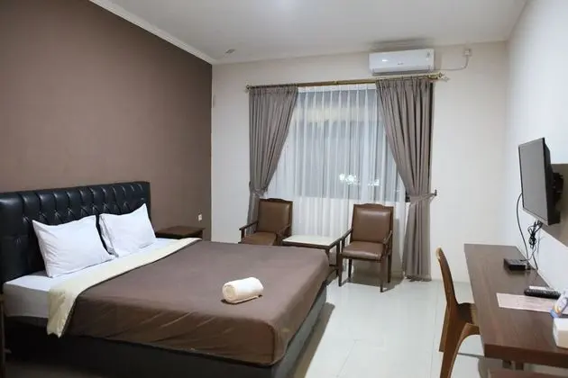 Deluxe Tek Büyük veya İki Ayrı Yataklı Oda, 2 Yatak Odası, Sigara İçilmez, Bahçe Manzaralı