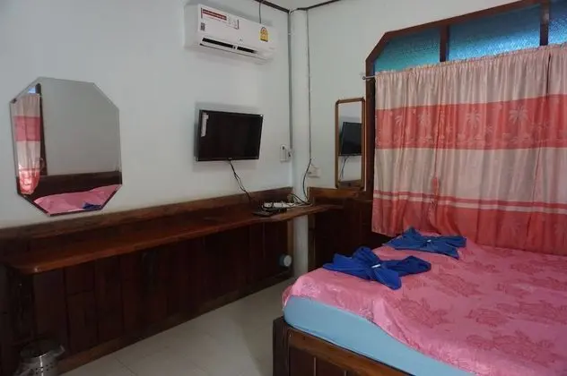 Three Bedrooms - Shared Bungalow