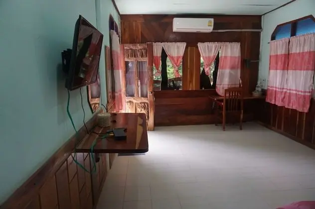 Three Bedrooms - Shared Bungalow