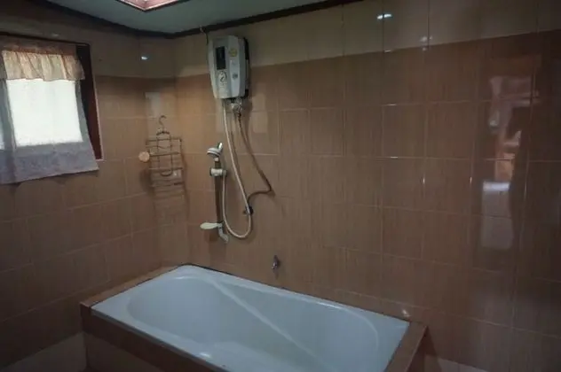 Three Bedrooms - Shared Bungalow