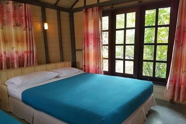 Oda, Havuz Kenarı