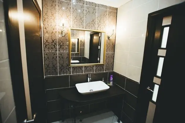 Economy Tek Büyük Yataklı Oda, Ortak Banyo