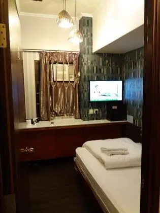 Deluxe Double Room(with Window)