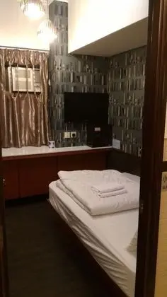 Deluxe Double Room(with Window)