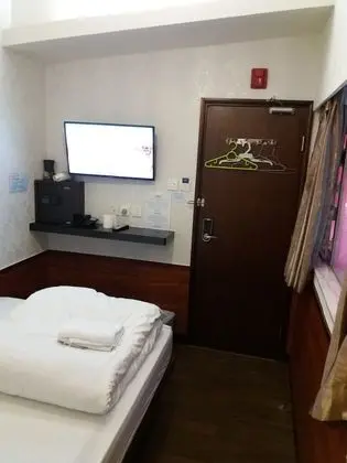 Deluxe Double Room(with Window)
