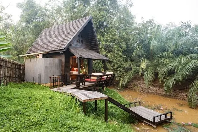 Baan Bueng Bua
