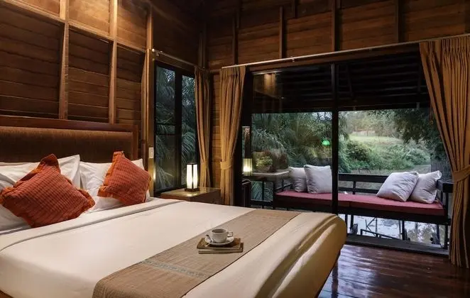 Baan Bueng Bua