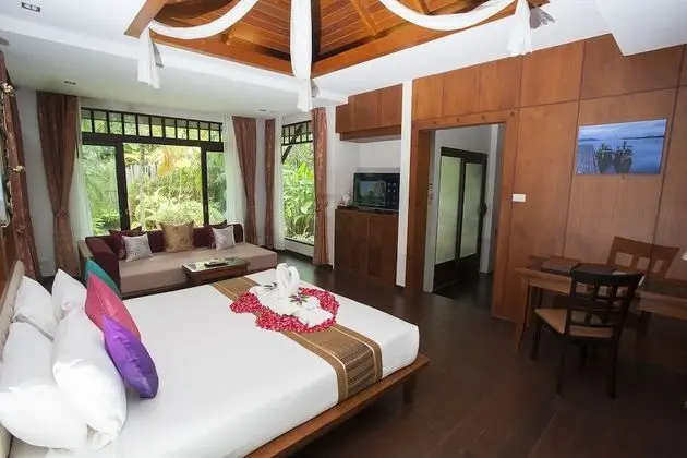 Jacuzzi Villa