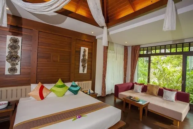 Jacuzzi Villa