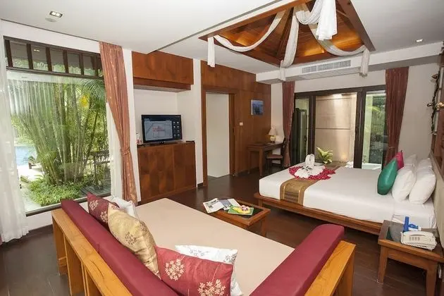 Jacuzzi Villa