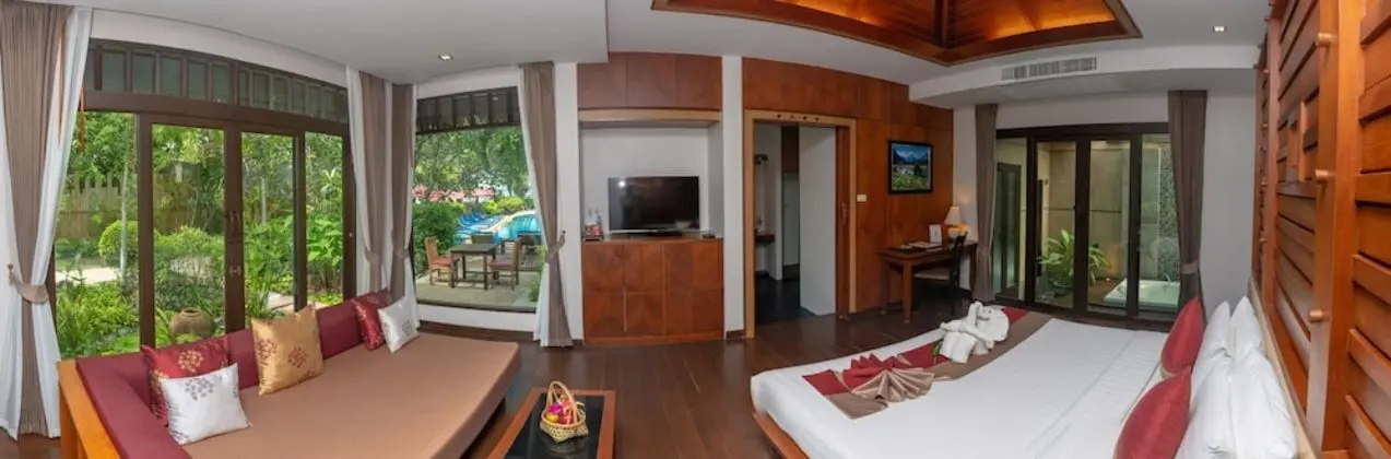 Jacuzzi Villa