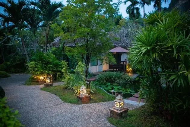 Jacuzzi Villa