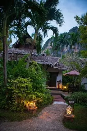 Jacuzzi Villa