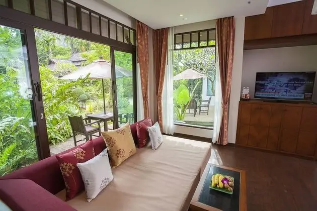 Jacuzzi Villa