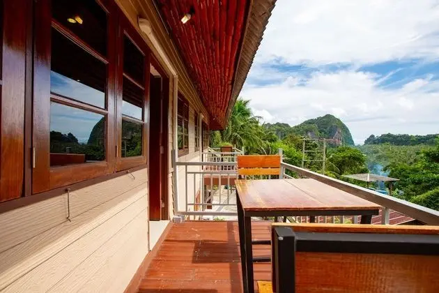 Standard Double Room with Mountain View