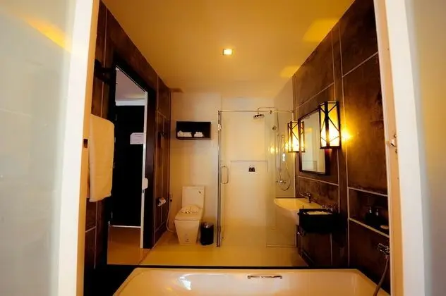Grand Deluxe