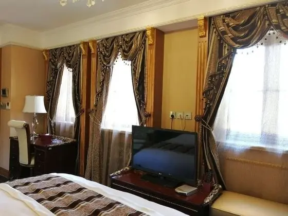 Deluxe Tek Büyük Yataklı Oda