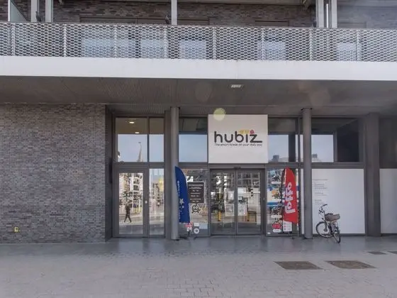 Ev