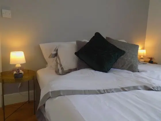 Ev, Özel Banyo, Bahçe Manzaralı