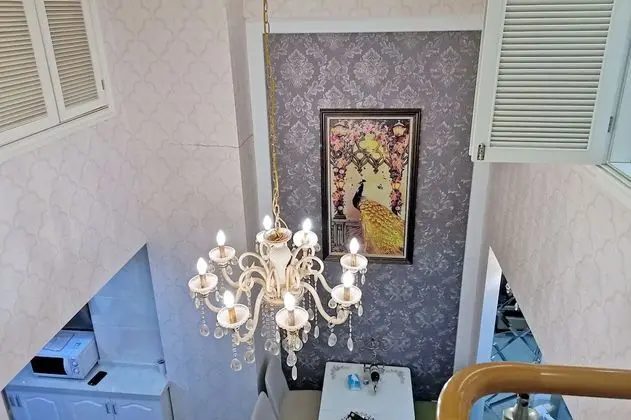 Odada yemek servisi