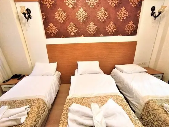 Standard Üç Kişilik Oda