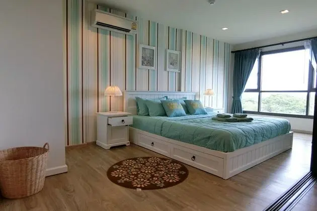 1-Bedroom Condo