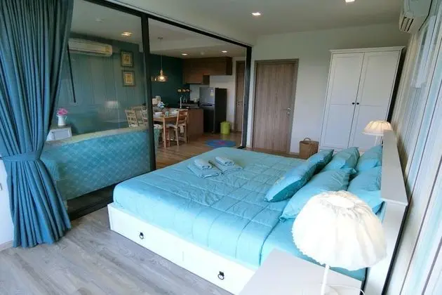 1-Bedroom Condo