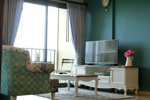 1-Bedroom Condo