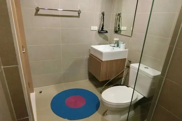 1-Bedroom Condo