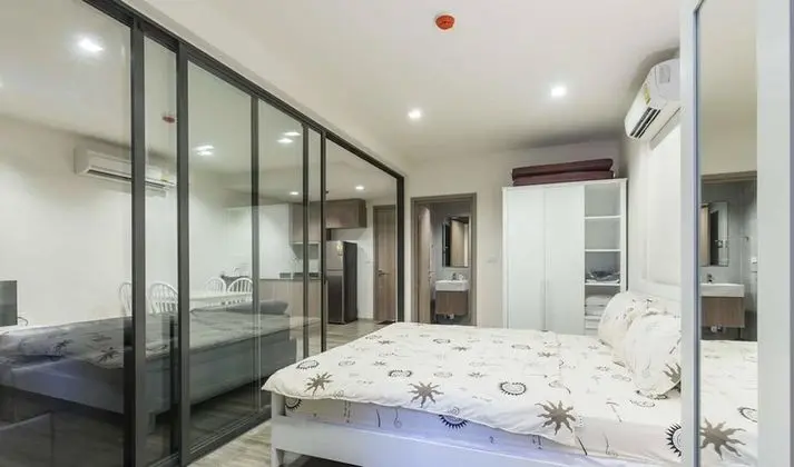 1-Bedroom Condo with Pool View