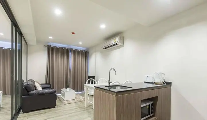 1-Bedroom Condo with Pool View