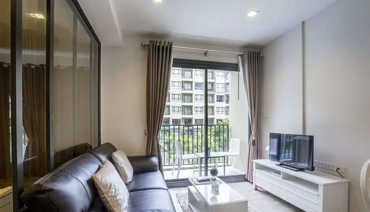 1-Bedroom Condo with Pool View