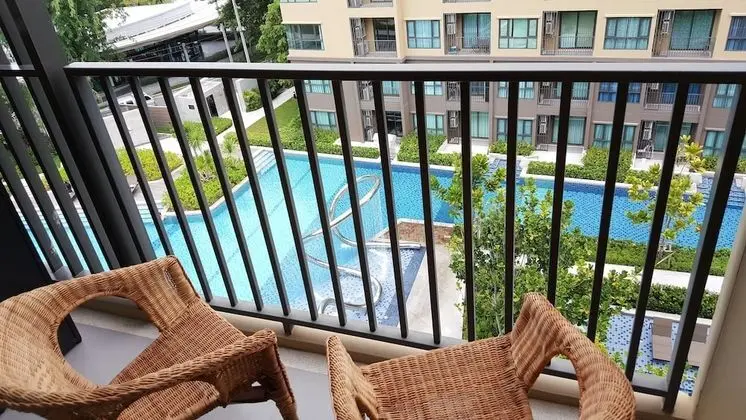 1-Bedroom Condo with Pool View