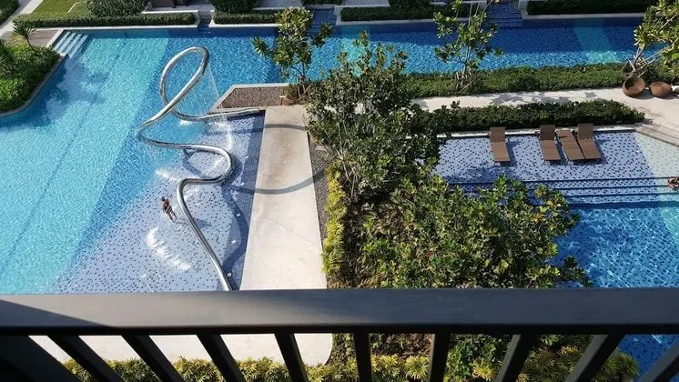 1-Bedroom Condo with Pool View