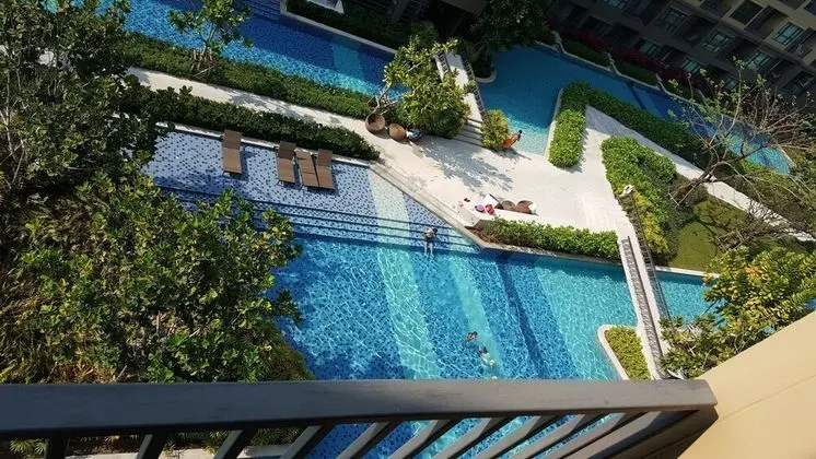 1-Bedroom Condo with Pool View