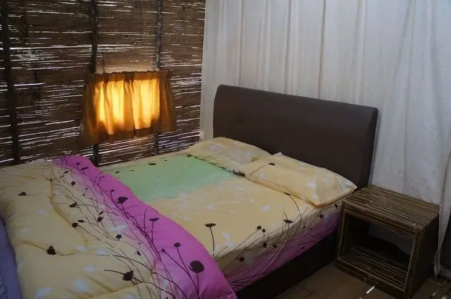 Traditional Tek Büyük Yataklı Oda