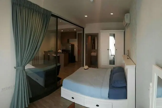 One Bedroom Apartment
