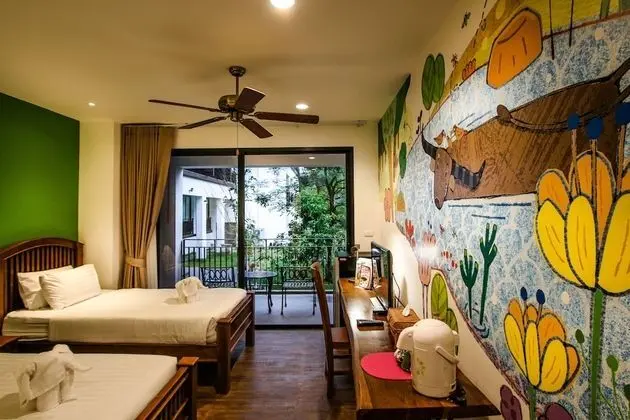 Rain Tree Deluxe, twin Bed