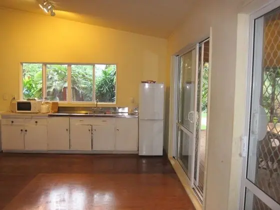 Ev, 2 Yatak Odası, Balkon, Bahçeli