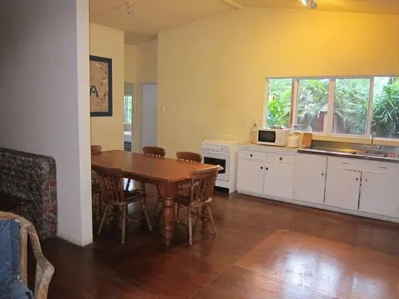 Ev, 2 Yatak Odası, Balkon, Bahçeli