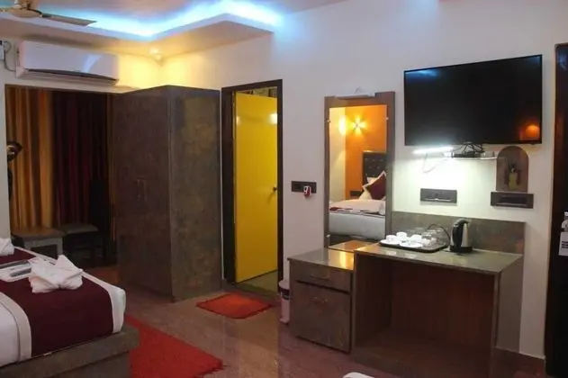 Deluxe Tek Büyük Yataklı Oda