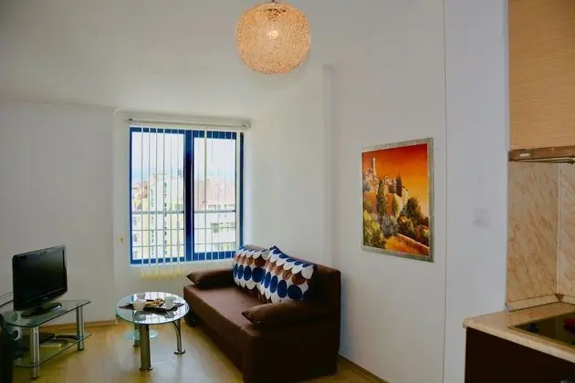 Standard Stüdyo, Balkon