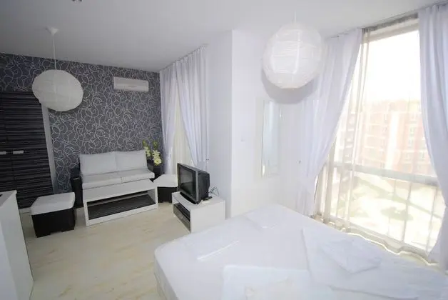 Standard Stüdyo, Balkon