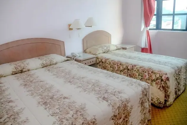 Deluxe Üç Kişilik Oda